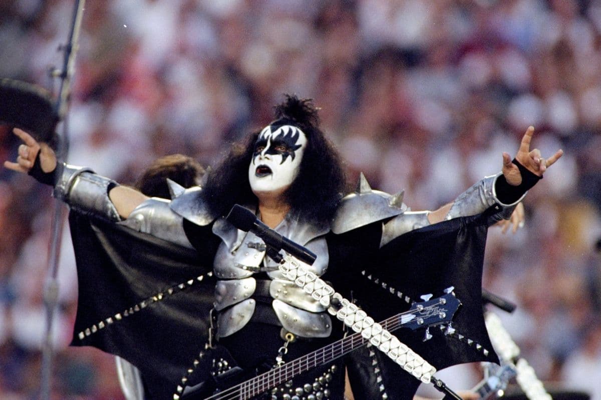 Gene Simmons de KISS es operado