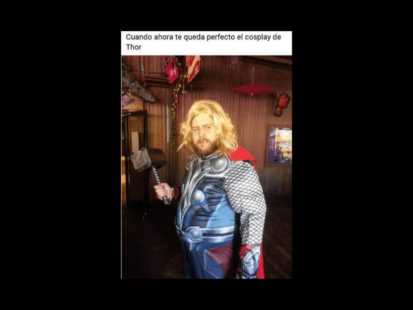 Una de las cosas que más sorprendió a todos fue el nuevo look de Thor, quien se sumergió una profunda depresión tras "no apuntar a la cabeza de Thanos".