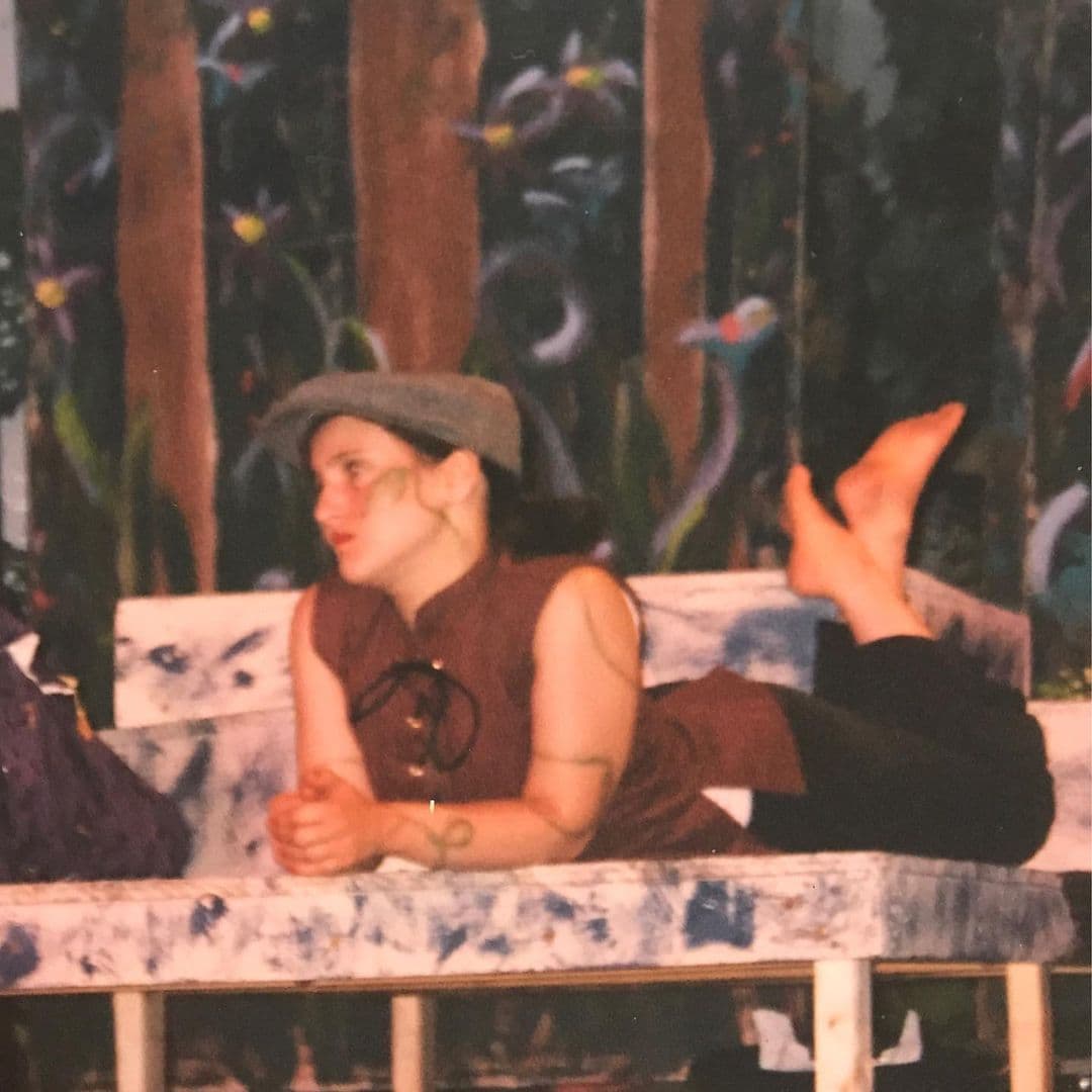 Durante algunos momentos de su vida, se le ajeó de Hollywood para hacer teatro. En el 2004 participó en la producción de 
<i>A Midsummer Night’s Dream</i>, donde interpretó, a sus 17 años, durante un verano, a "Puck".