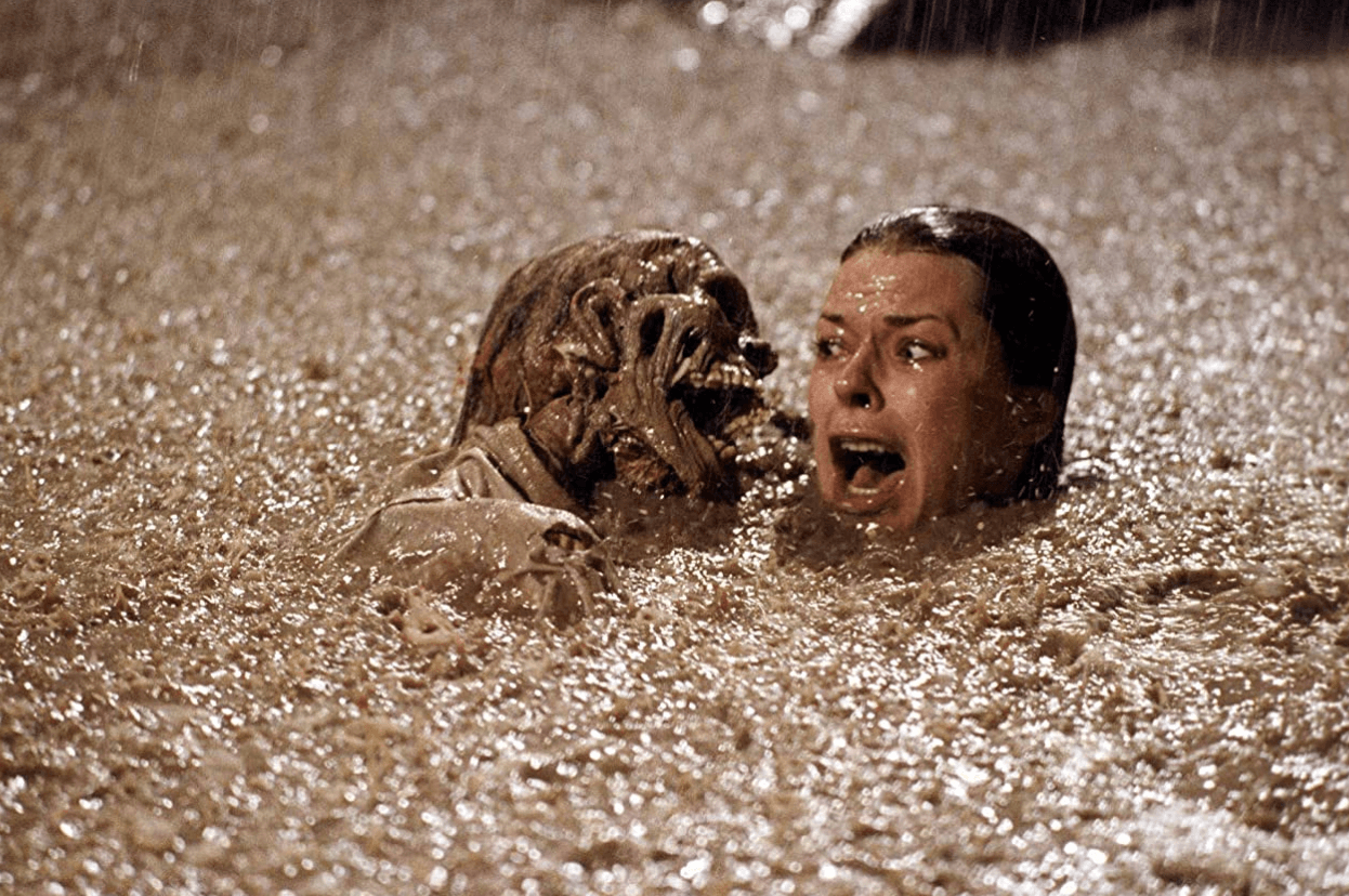 Todo esto, más la casi muerte de Oliver Robins, siendo estrangulado por el payaso robot (Steven Spielberg fue quien reaccionó a tiempo para salvarlo, creen que fue provocado porque durante la producción se usaron cadáveres reales para filmar algunas escenas.