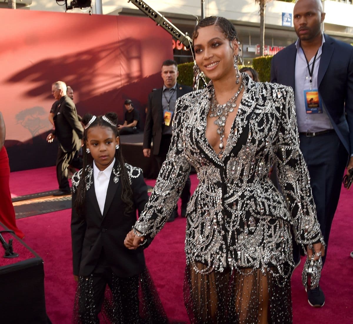 Beyoncé asistió a la alfombra roja con su hija, Blue Ivy.