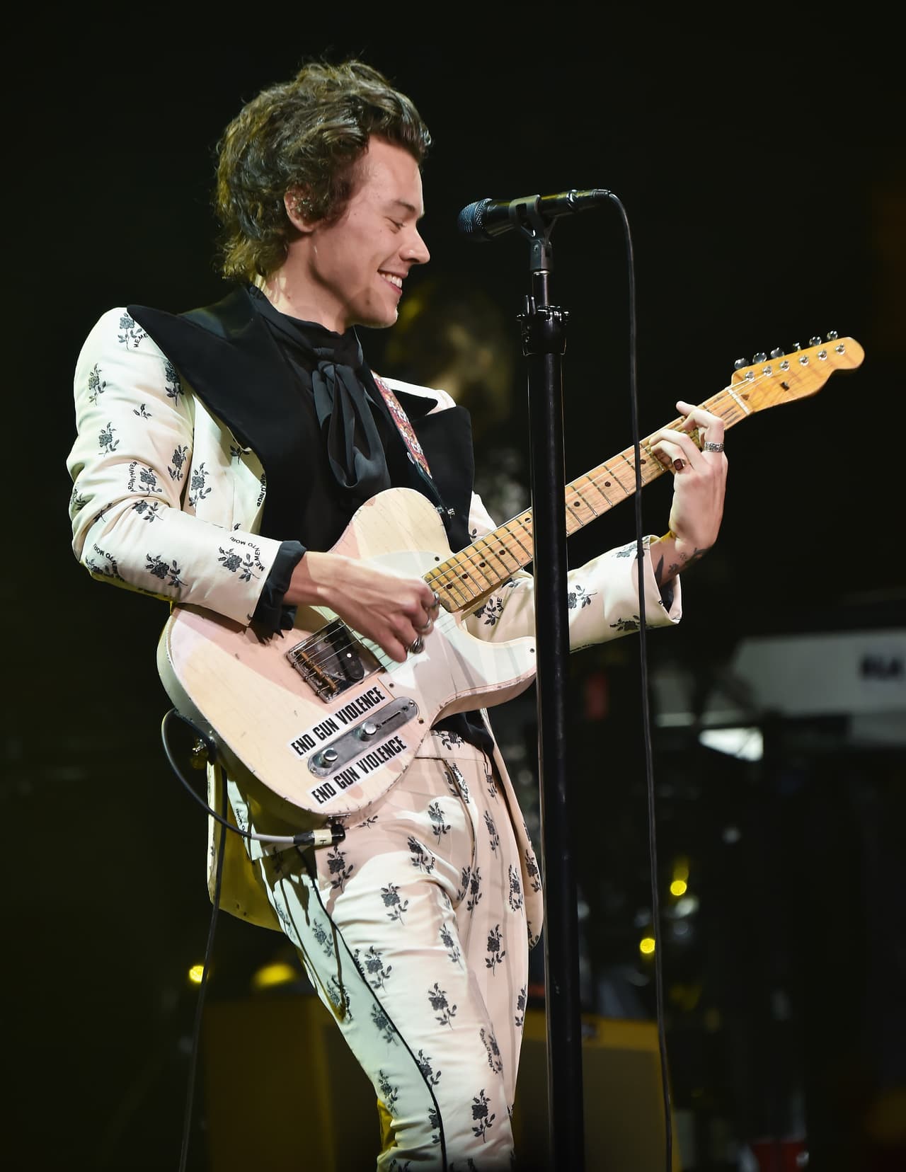 Harry Styles se convierte en el segundo exintegrante de One Direction nominado a los Grammy, apareciendo en tres categorías, en dos de las más importantes. El británico compite por Mejor Video Musical con “Adore You” contra figuras como Beyoncé, Future, Drake, Anderson .Paak y Woodkick. Además, su aclamado disco de “Fine Line” aparece en Mejor Álbum Pop Vocal contra Lady Gaga, de Dua Lipa, Justin Bieber y Taylor Swift. Por último, también compite por la Mejor Interpretación Solista Pop con "Watermelon Sugar".