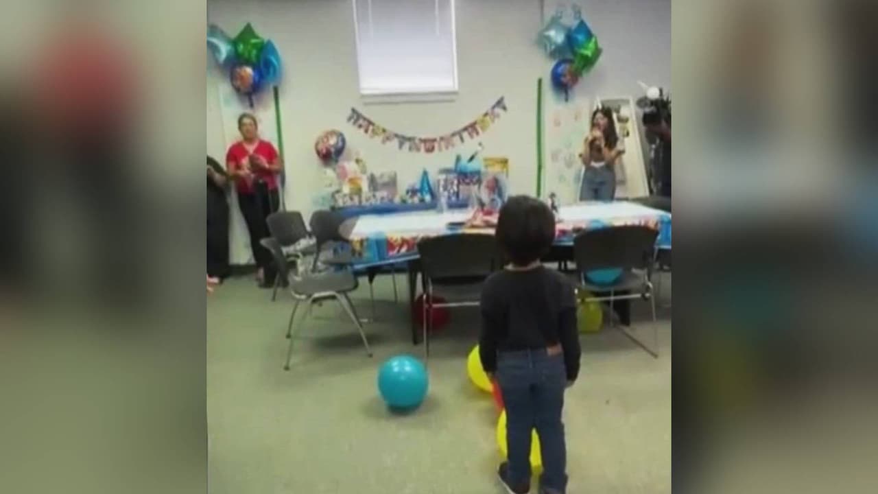 ICE libera a niño de 4 años tras ser detenido junto a su madre: quedó libre el día de su cumpleaños