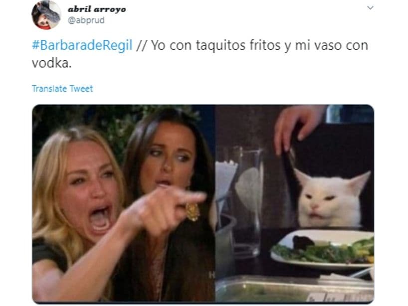Algunos combinaron el meme del gato regañado.
