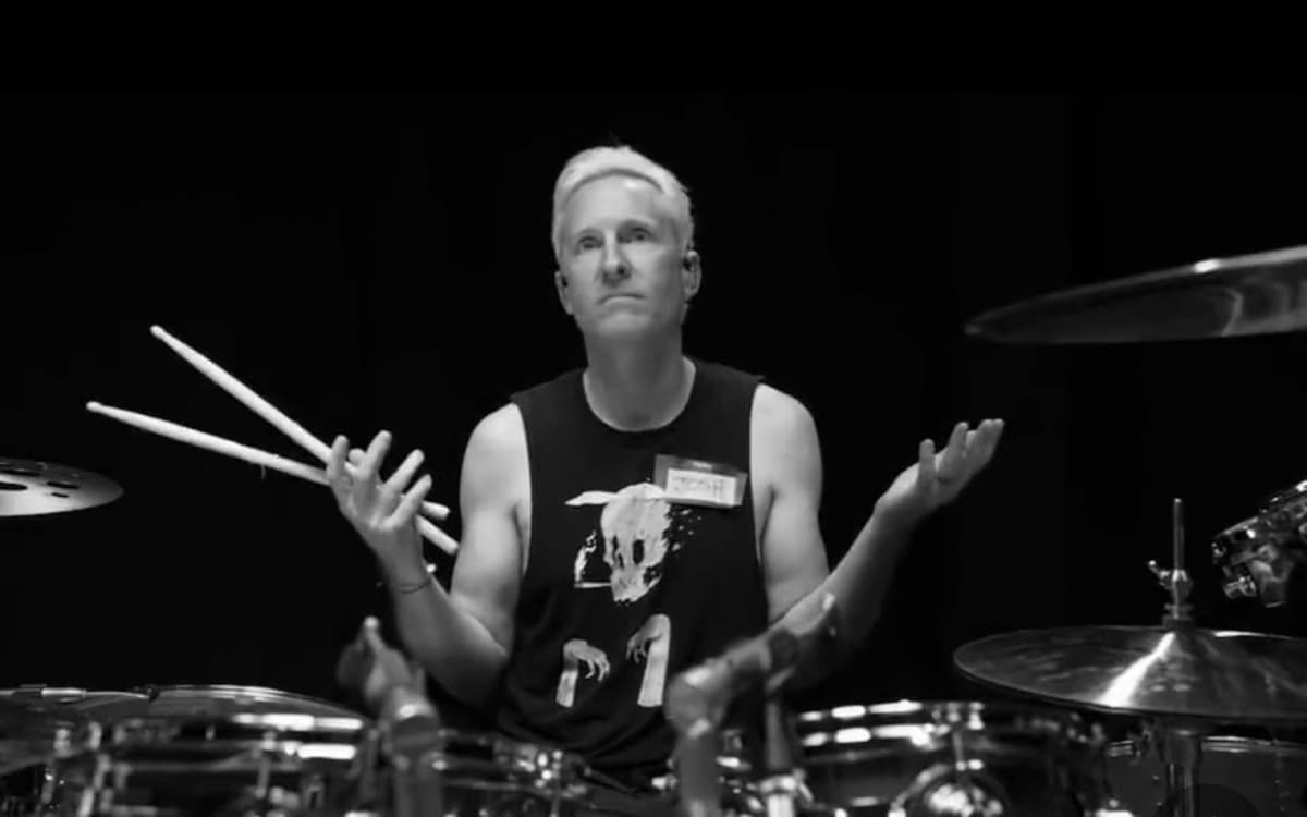 Foo Fighters presenta a su nuevo baterista: ¿quién es Josh Freese?