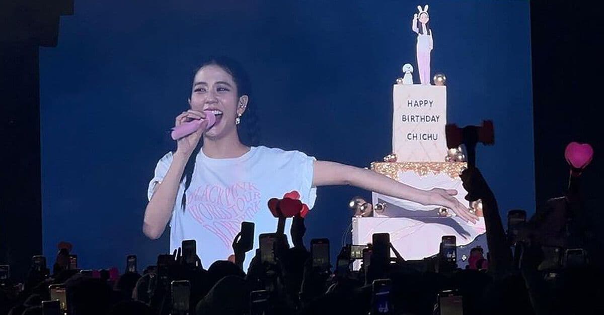 Blackpink celebra durante un concierto el cumpleaños de Jisoo