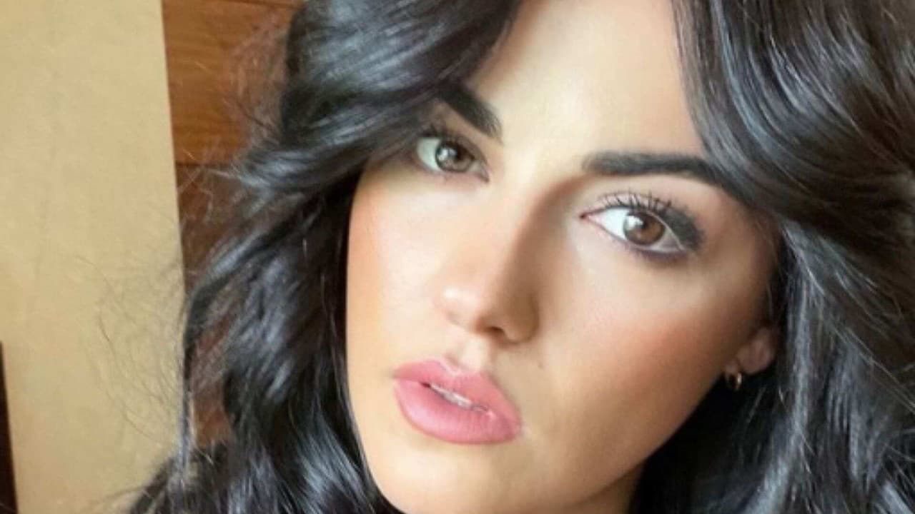 Maite Perroni hace frente a los rumores y desmiente estar embarazada