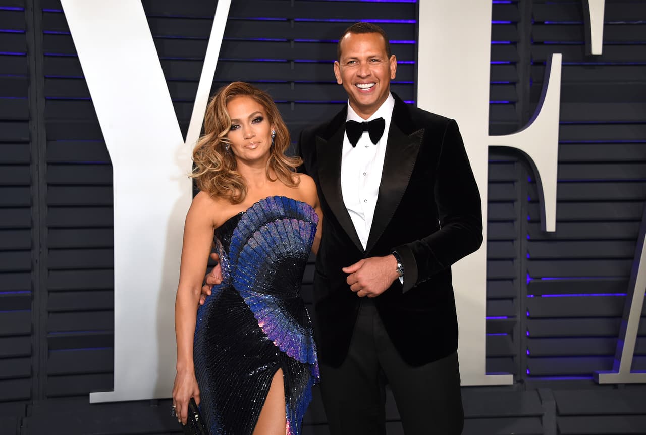 Jennifer Lopez y Alex Rodríguez anuncian su compromiso