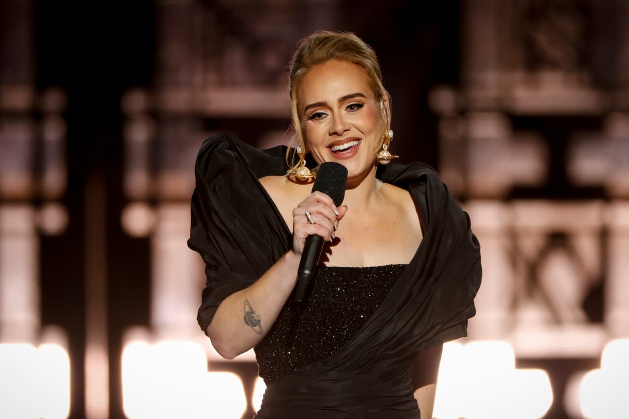 Coverage of the CBS special Adele One Night Only, live from the Griffith Park Observatory in Los Angeles, scheduled to air on the CBS Television Network and streaming on Paramount+. Pictured (L-R): Adele. Photo: Cliff Lipson/CBS ©2021 CBS Broadcasting, Inc. All Rights Reserved.