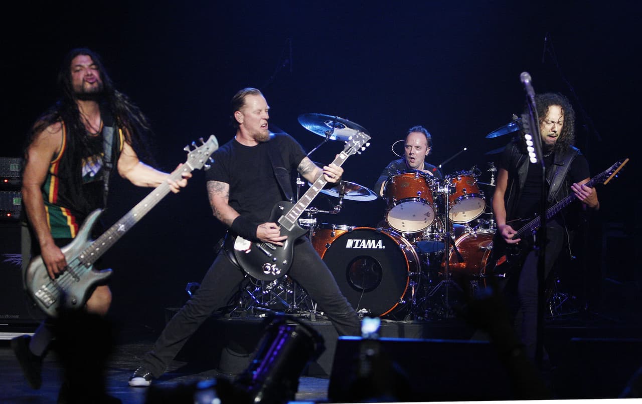 LOS ANGELES, CA - MAY 14: (L to R) Musicians Robert Trujillo, James Hetfield, Lars Ulrich and Kirk Hammett, of Metallica, perform at The Silverlake Conservatory of Music Benefit at the Wiltern Theater on May 14, 2008 in Los Angeles, California. (Photo by Kevin Winter/Getty Images)
