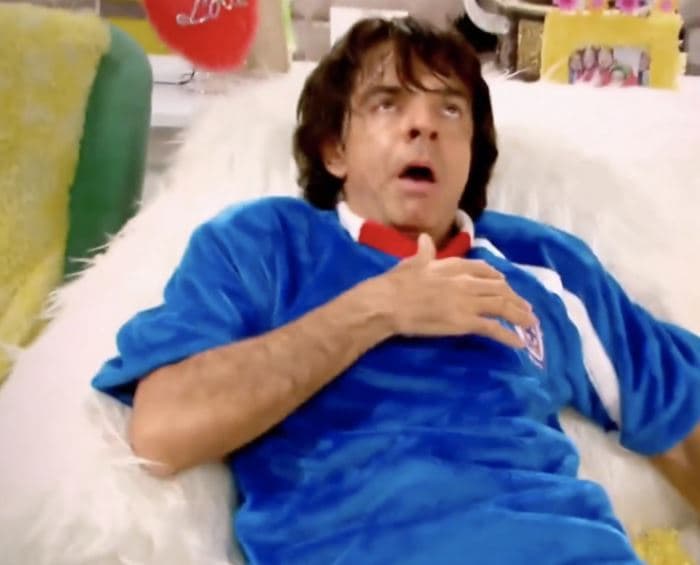 Ludovico Peluche estaría celebrando la victoria del Cruz Azul