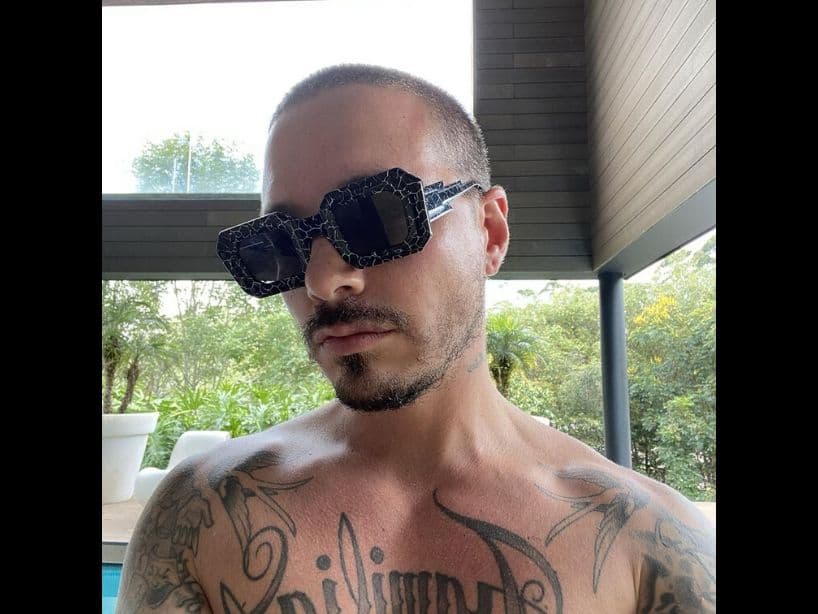 Porque además de las pistas que el propio músico había dado, ahora la cuenta de Instagram, @obaumedellin, publicó una serie de imágenes del hogar del cantante.