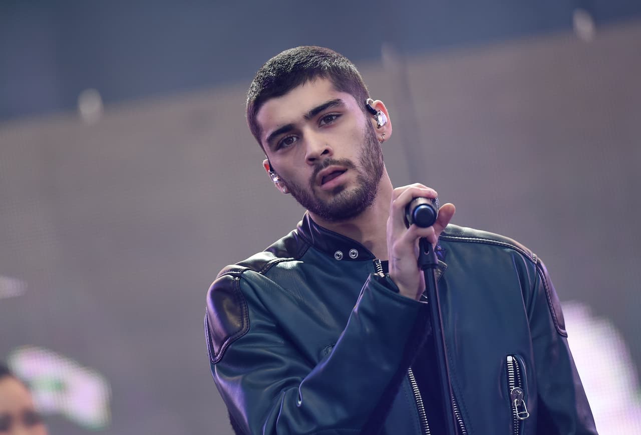 CARSON, CA - MAY 14: Singer Zayn Malik performs at 102.7 KIIS FM's Wango Tango 2016 at StubHub Center on May 14, 2016 in Carson, California. (Photo by Axelle/Bauer-Griffin/FilmMagic)