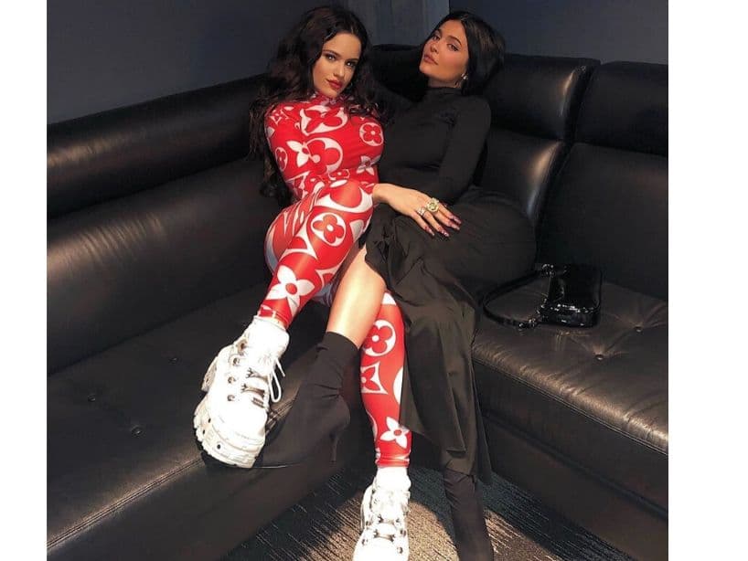 ¿Por qué Kylie Jenner dejó de seguir a Rosalía en Instagram? Surgen teorías sobre su amistad