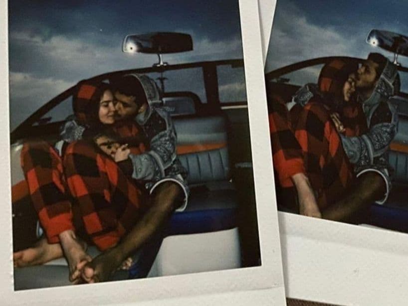 Christian Nodal compartió unas fotografías con Belinda, acompañada del texto "Te amo" en redes sociales, lo cual supuestamente confirmaría que están involucrados sentimentalmente. Ella no ha dicho nada al respecto, pero se intuye que son más que colegas.