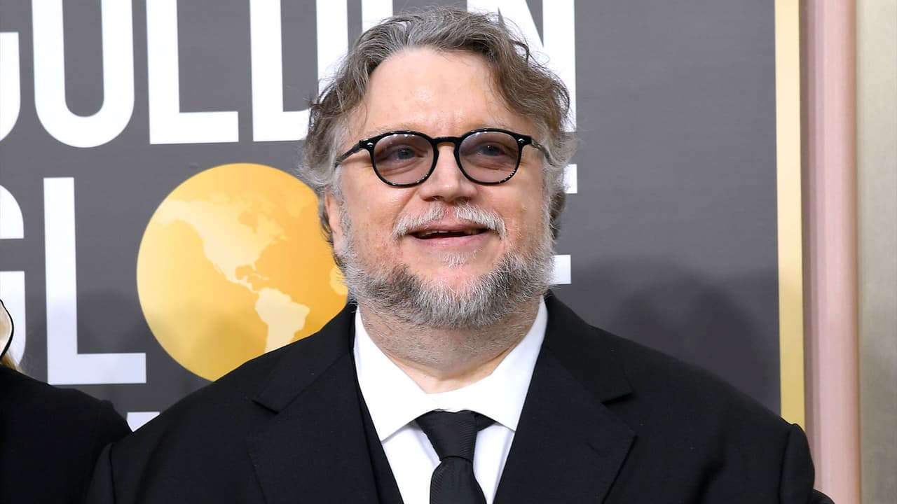 Guillermo Del Toro pide salvar una histórica sala de cine en Toronto