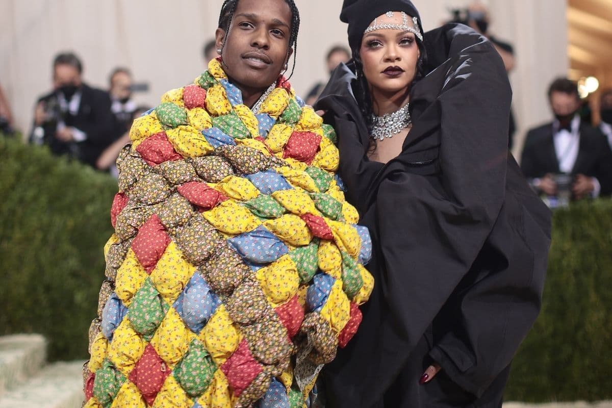 A$AS Rocky y Rihanna en la MET Gala 2021