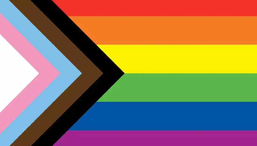 Bandera LGBT transincluyente diseñada por Daniel Quasar