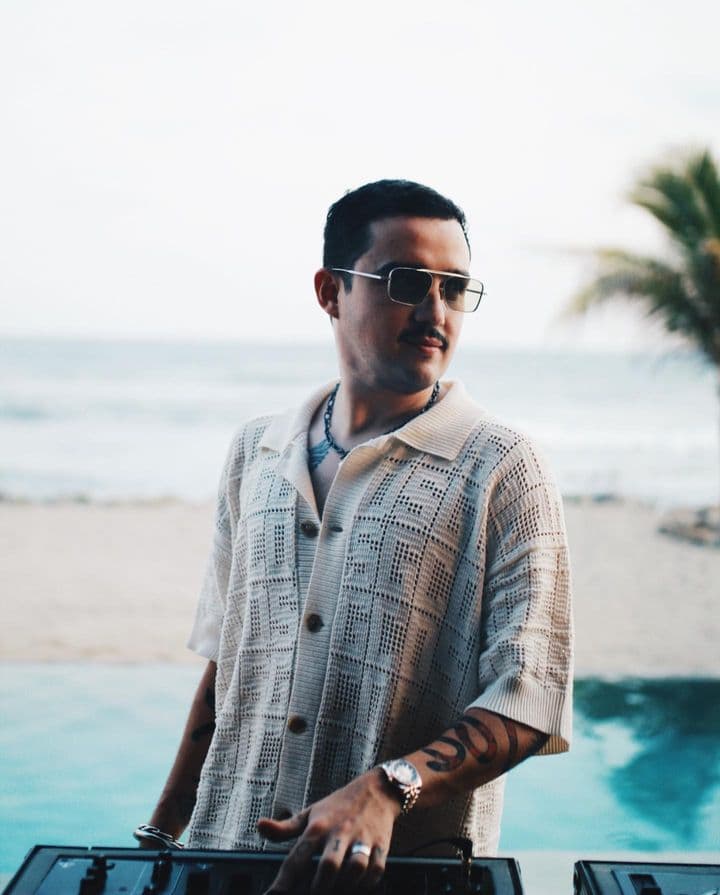 Mr. Pig promociona su nueva colaboración con Mario Bautista