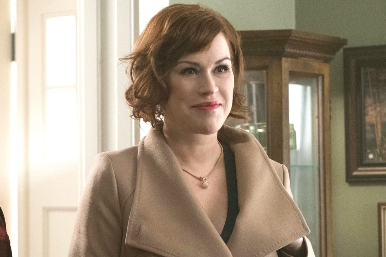 También la hemos visto en 'Riverdale', interpretando a Mary Andrews, la madre de Archie.