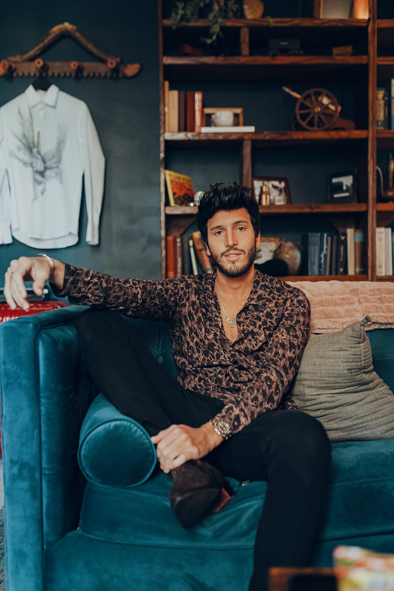Sebastián Yatra y el detalle que nadie vio en 'Se agradece'