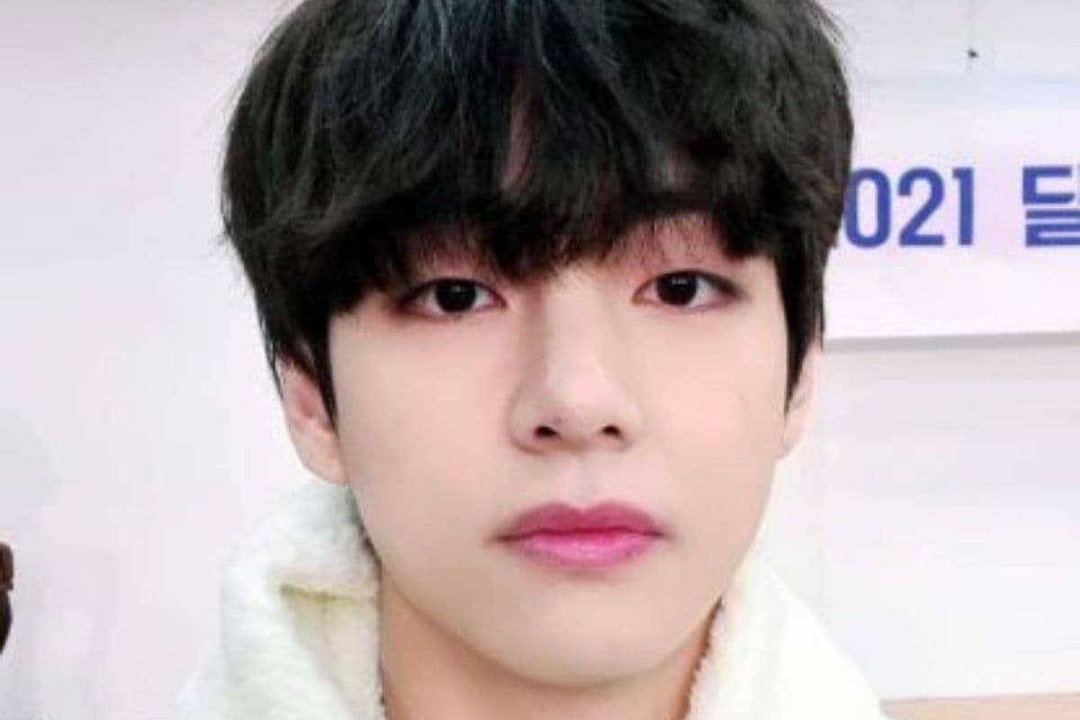 Taehyung, mejor conocido como V de BTS