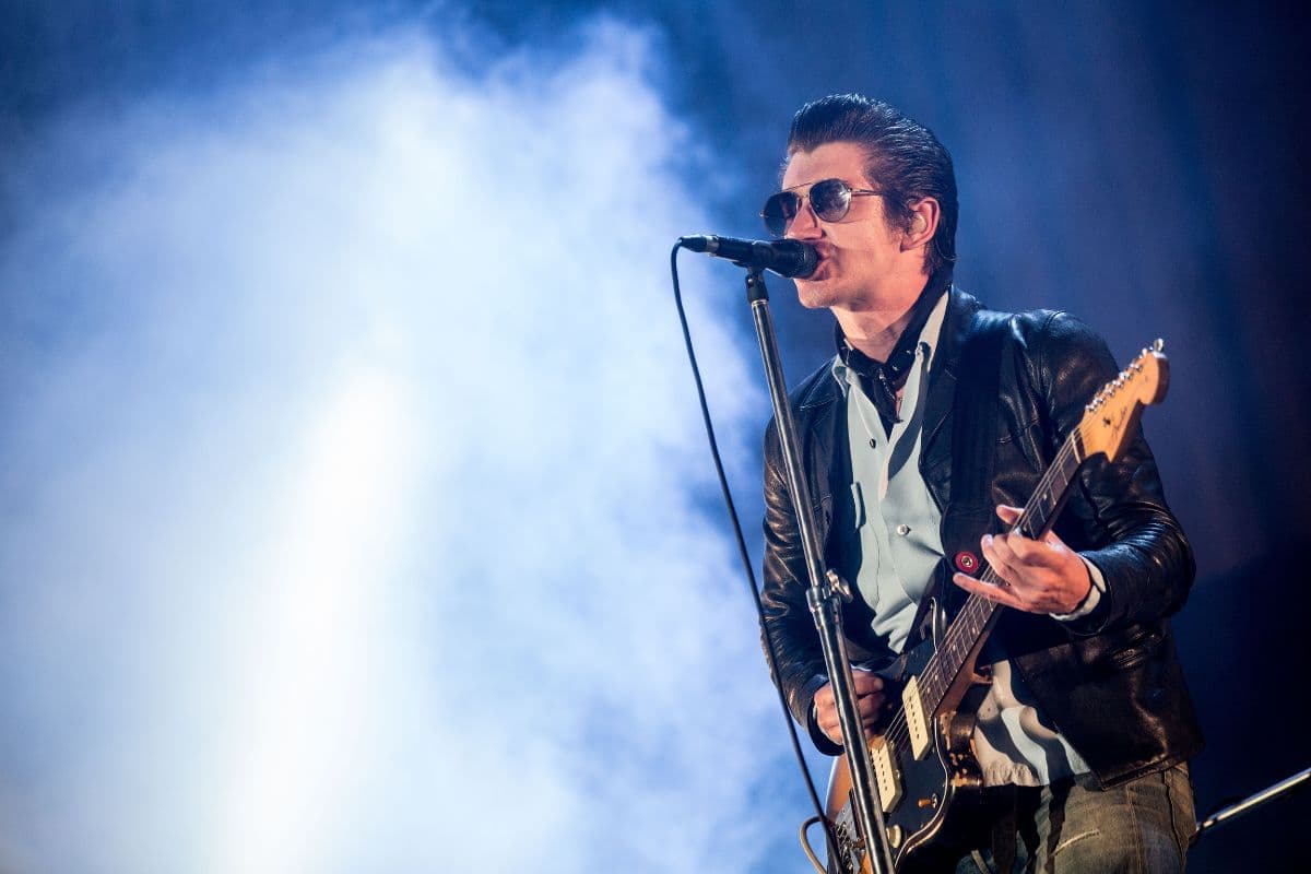 Alex Turner de Arctic Monkeys en Lollapalooza Buenos Aires 2019