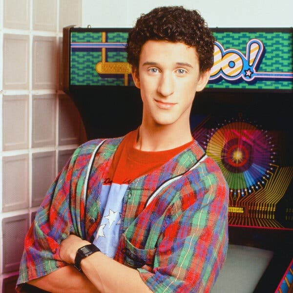 Dustin Damond interpretó a Screech Powers en la serie de Salvados por la Campana.