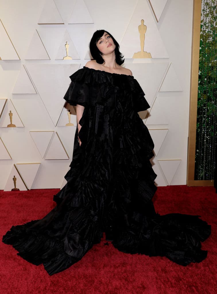 HOLLYWOOD, CALIFORNIA - MARCH 27: Billie Eilish attends the 94th Annual Academy Awards at Hollywood and Highland on March 27, 2022 in Hollywood, California. (Photo by Mike Coppola/Getty Images)