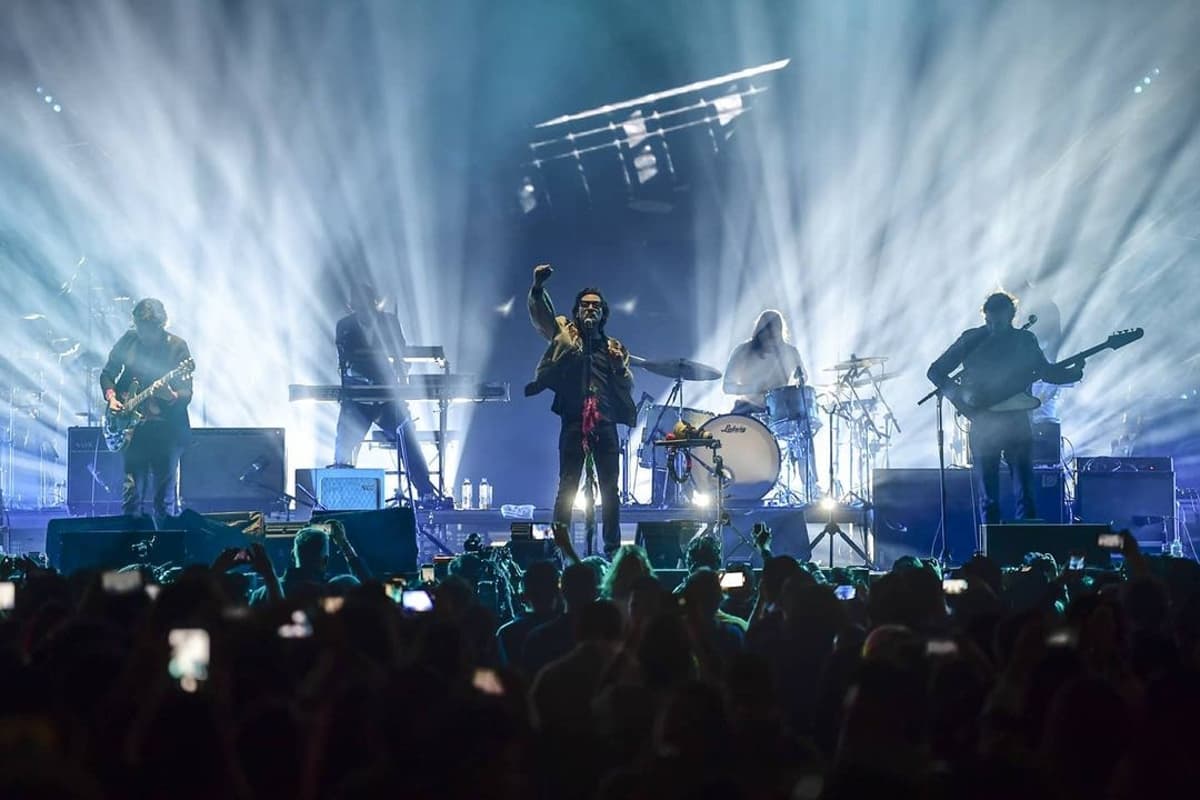 Zoé anuncia gira en México para promover ‘Sonidos de Karmática Resonancia’