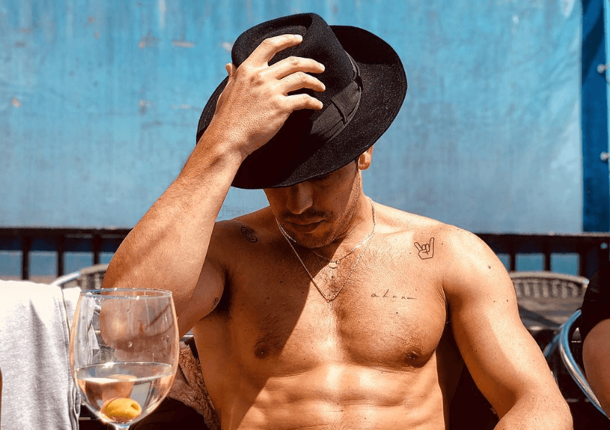 El actor de 32 años conquistó al público con su físico y galanura en la película que recaudó más de 13 millones de dólares.