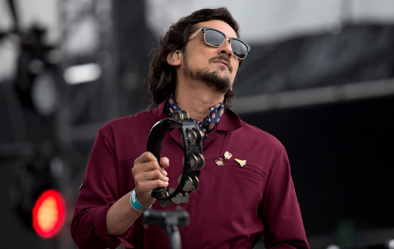 León Larregui, vocalista de Zoé, en el Vive Latino 2016