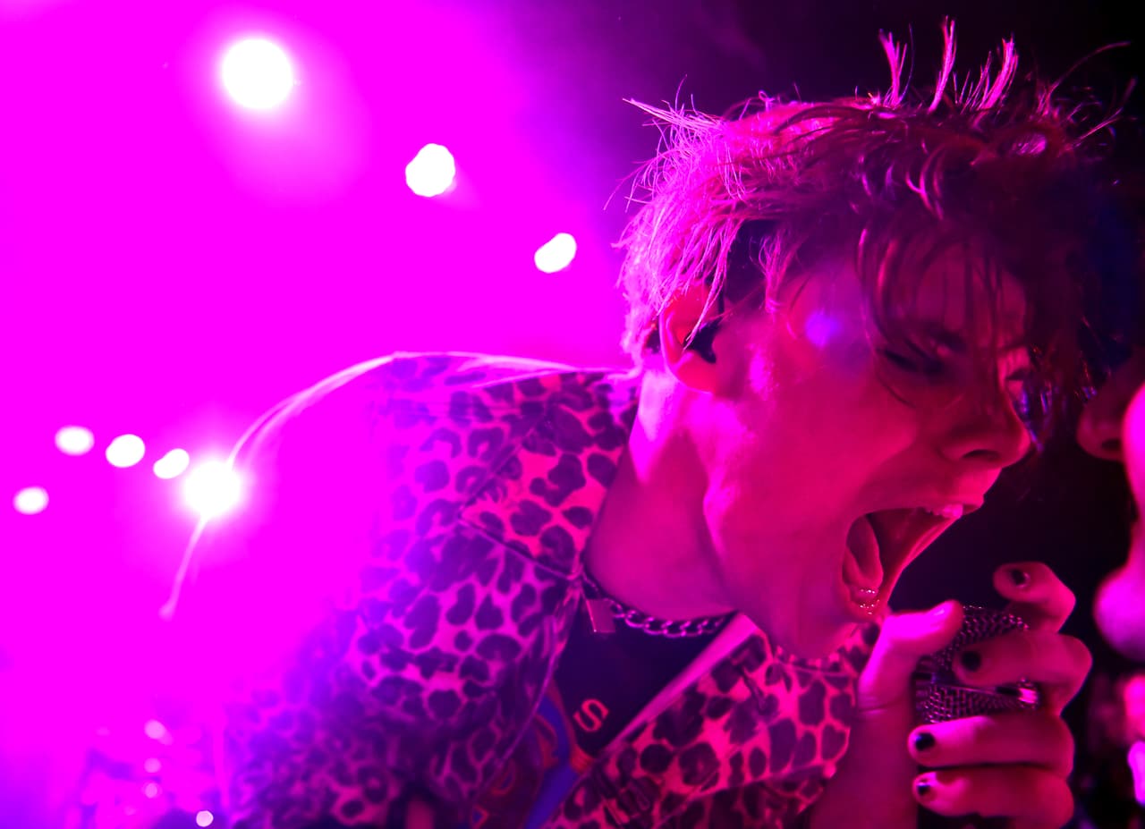 Yungblud se llama en realidad Dominic Richard Harrison, un nombre que suena rarísimo al lado de la personalidad y estilo del cantante británico.