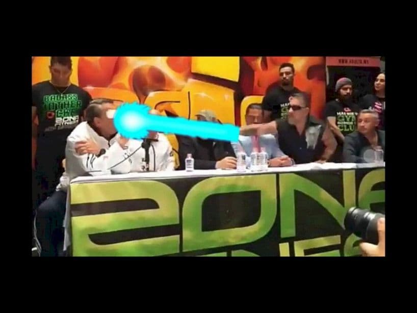 En el momento en que Carlos Trejo obtuvo una sección en televisión para hablar de actividad paranormal, Adame lo tachó "cazafantasmas".