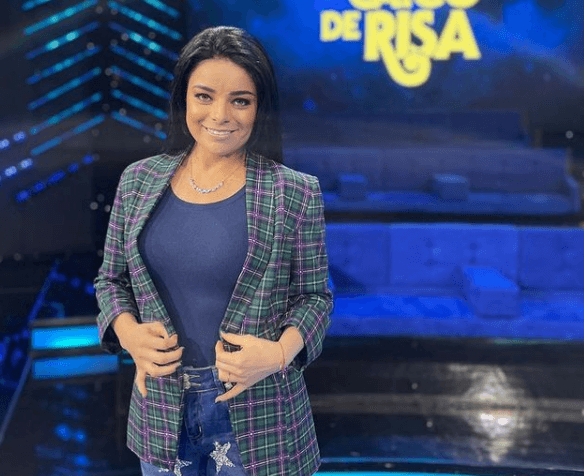 Ahora, más de una década después, Violeta Isfel ha seguido su camino en la industria del entretenimiento, pues luego de su trabajo en telenovelas, incluso incursionó en el mundo del doblaje prestando su voz para películas como 'Hotel Transilvania'. Actualmente tiene 35 años y luce prácticamente idéntica a cuando la conocimos con sus personajes en programas juveniles.