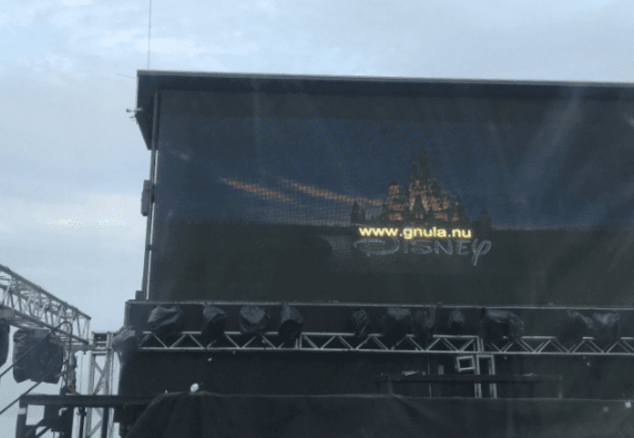 Un autocinema en Argentina fue criticado por proyectar películas pirata