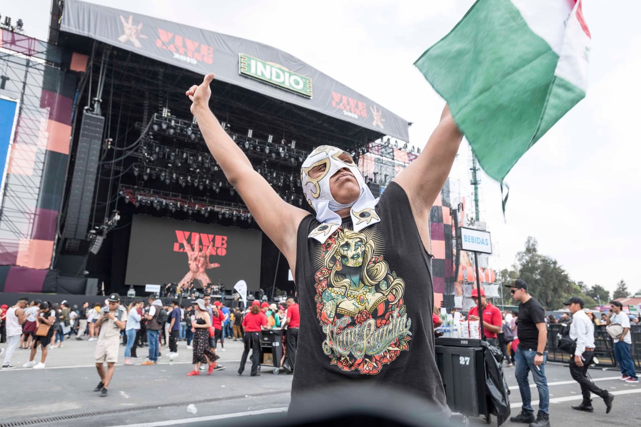 Algunos de los asistentes llegaron caracterizados al festival.