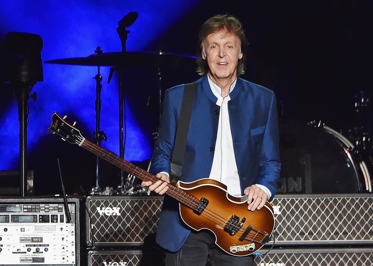 EAST RUTHERFORD, NJ - AUGUST 07: Paul McCartney performs in concert at MetLife Stadium on August 7, 2016 in East Rutherford, New Jersey. (Photo by Mike Coppola/Getty Images)