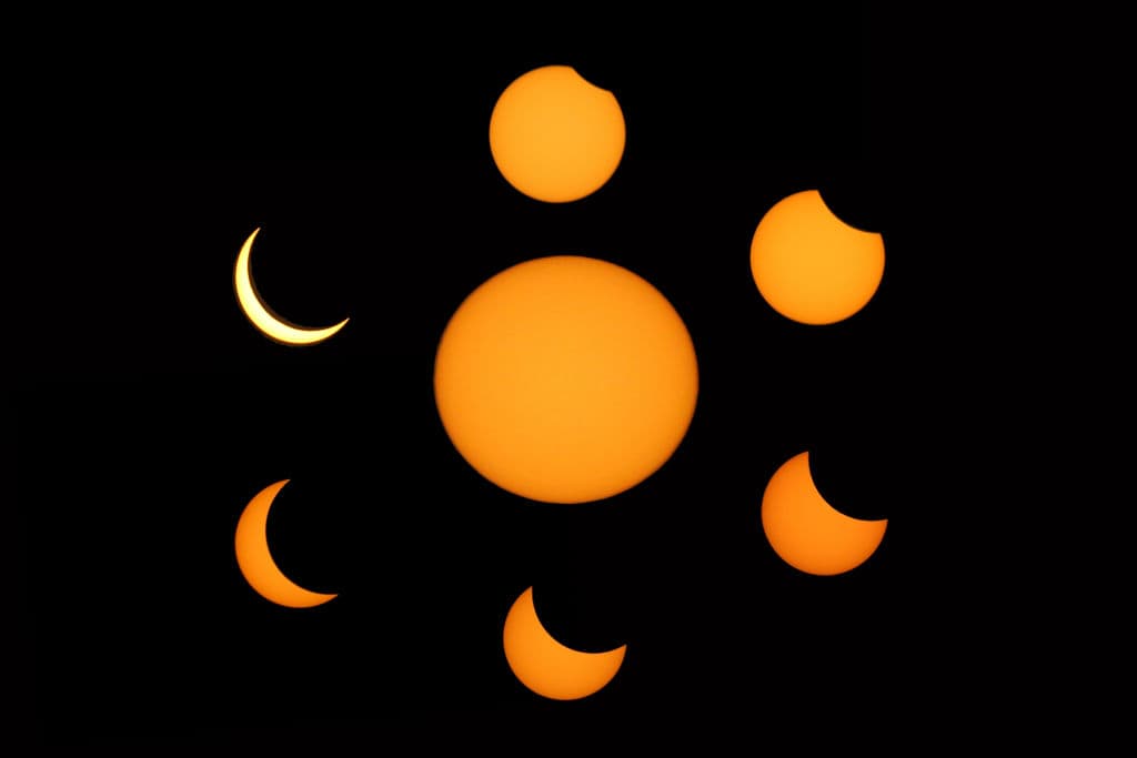 Jaipur, India.
<br>
<br>Así fue fotografiado el proceso del eclipse solar.