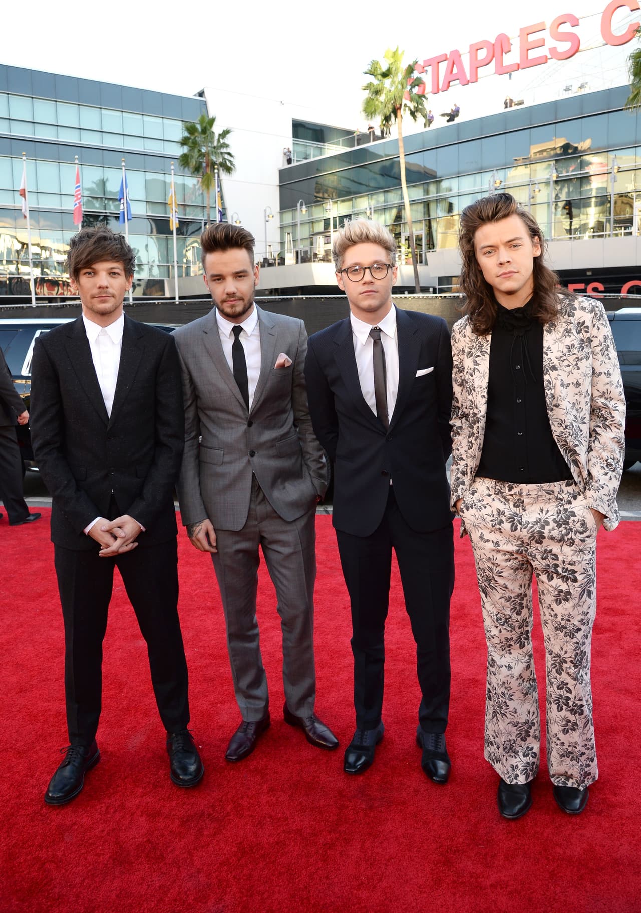 LOS ANGELES, CA - NOVEMBER 22: (L-R) Recording artists Louis Tomlinson, Liam Payne, Niall Horan and Harry Styles of One Direction attend the 2015 American Music Awards red carpet arrivals sponsored by FIAT 500X at LA Live on November 22, 2015 in Los Angeles, California. (Photo by Michael Kovac/AMA2015/Getty Images for FIAT)
