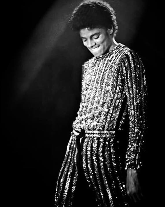 Desde joven, Michael Jackson disfrutaba usar vestuarios “extravagantes” para salir a escena.