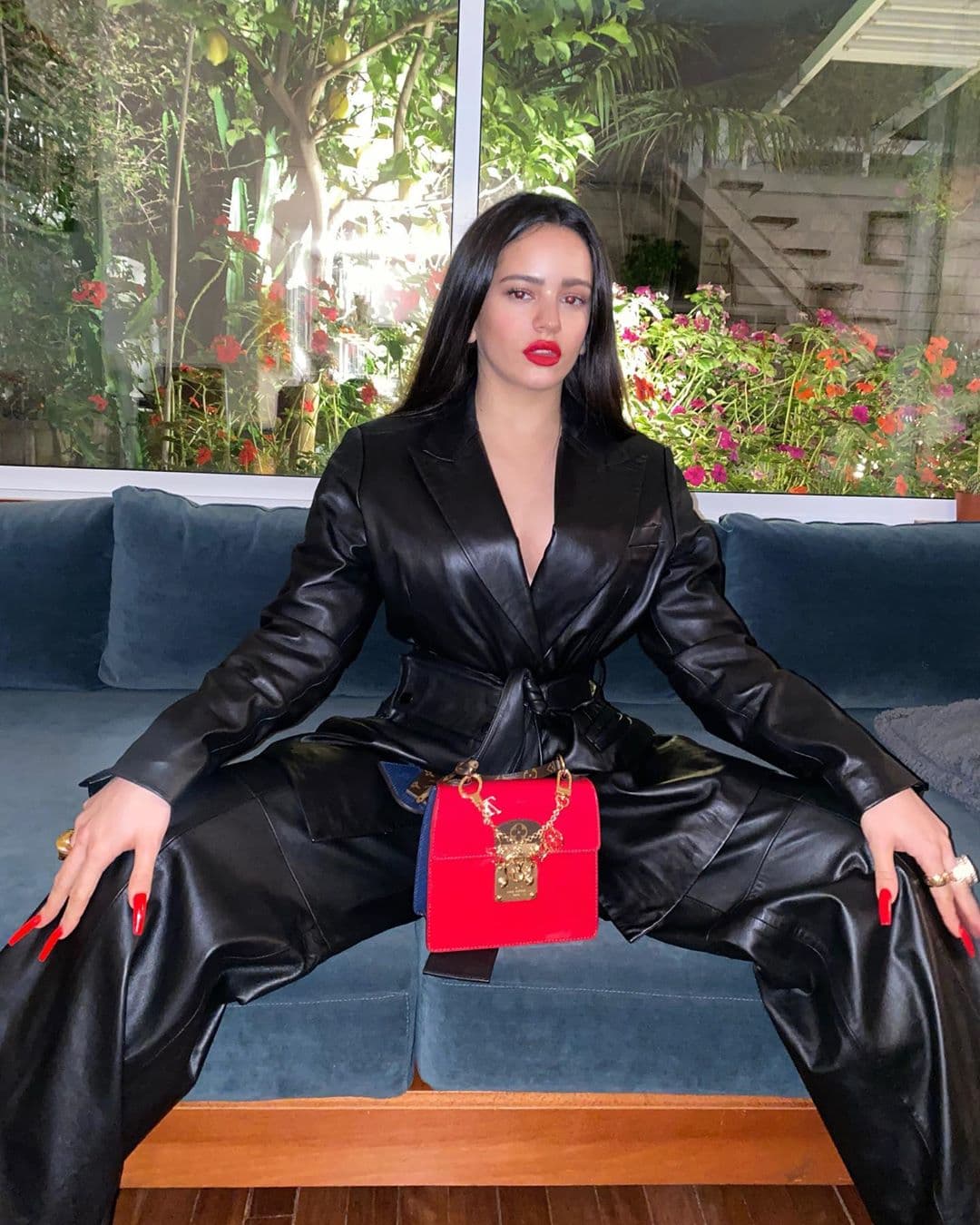 Rosalía fue una de las grandes revelaciones del 2019, pasó de ser una artista de flamenco a consolidarse como una de las mujeres más activas en el género urbano.