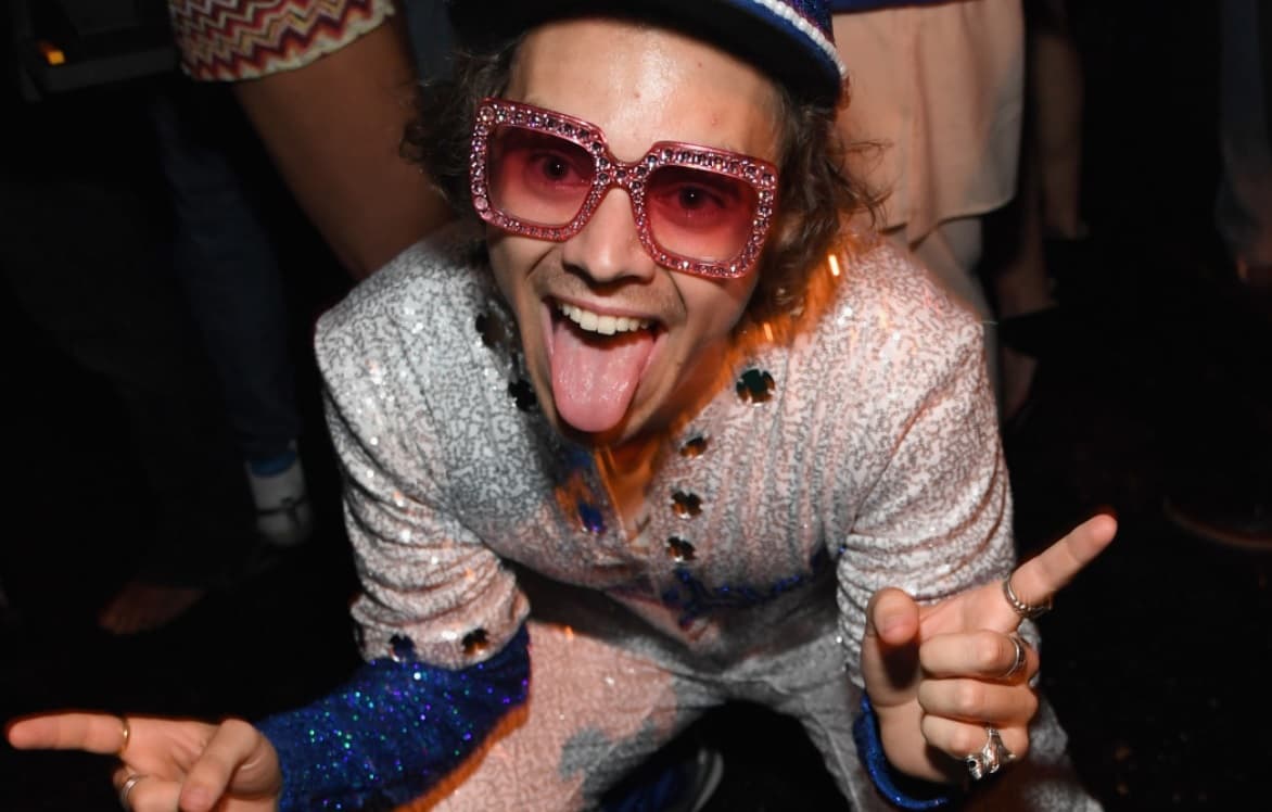 Styles dejó ver su fanatismo hacia Elton John