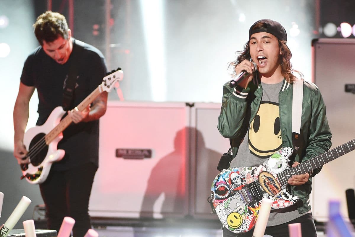 Pierce the Veil en vivo