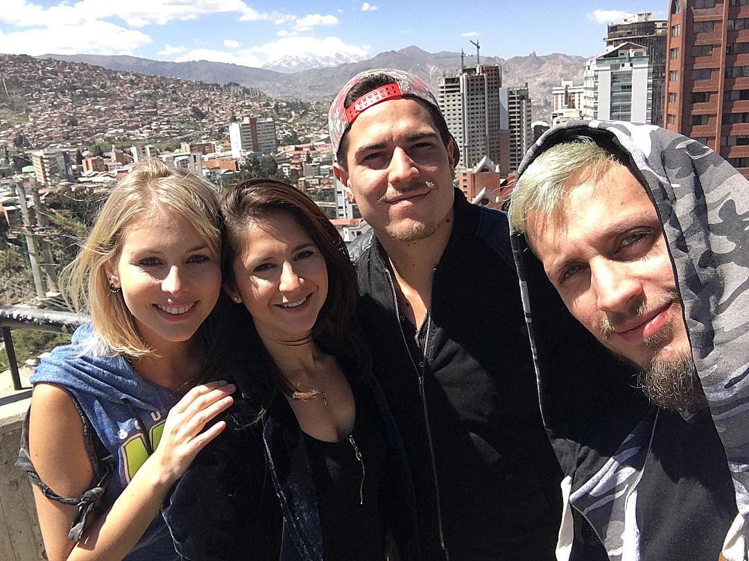 Sin embargo, aunque han pasado los años, una cosa no ha cambiado: el amor de Kudai por hacer música para sus fans, motivo por el que decidieron volver a grabar "Sin Despertar".