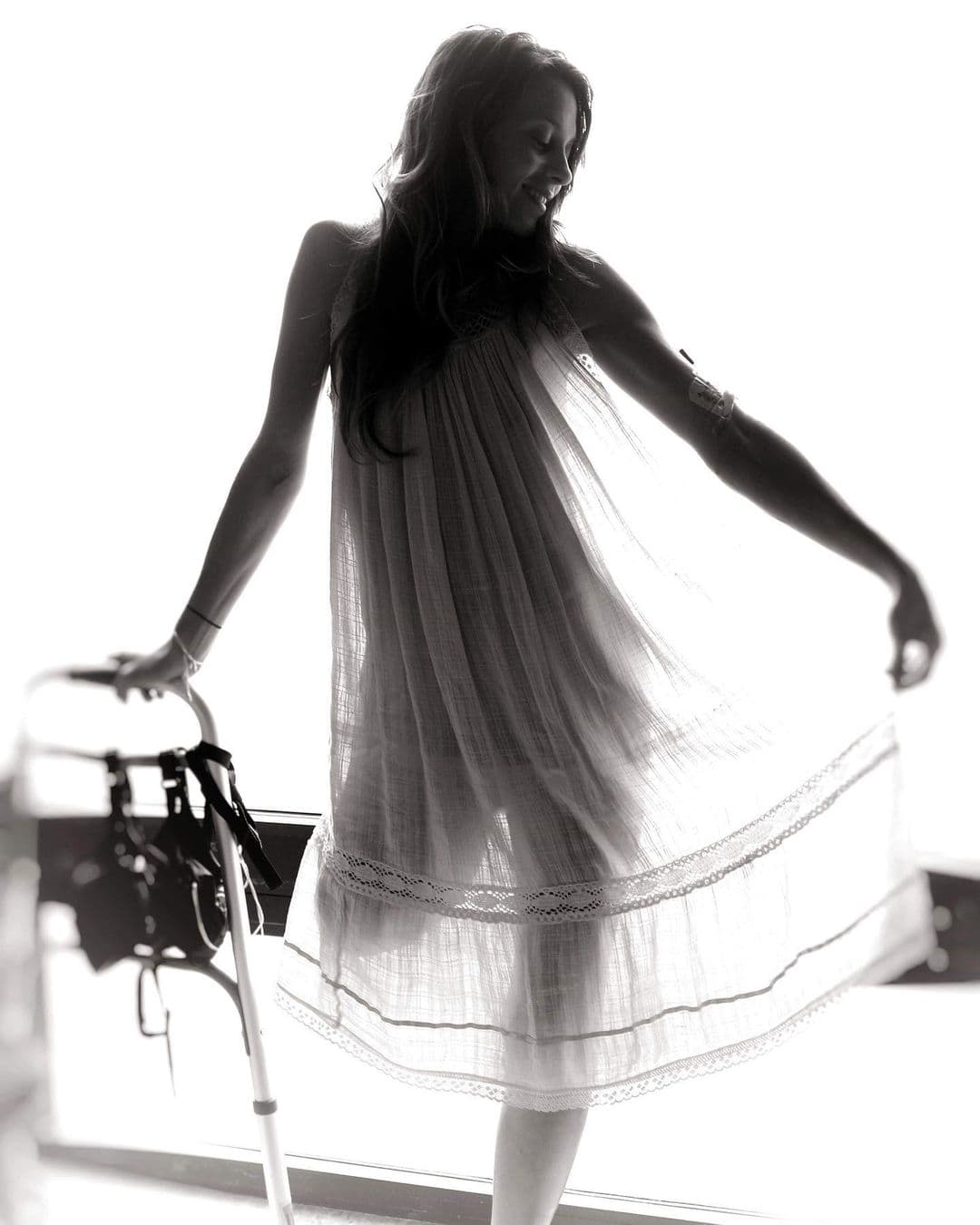 El 2 de noviembre de 2016 un automóvil se estrelló contra ella en el mercado de agricultores en Wimberley y la inmovilizó, tuvo que ser trasladada en avión al Hospital Brackenridge en Austin y le amputaron la pierna. La comunidad de Austin y del mundo de la música se unió para apoyarla y hubo un par de conciertos en su beneficencia.