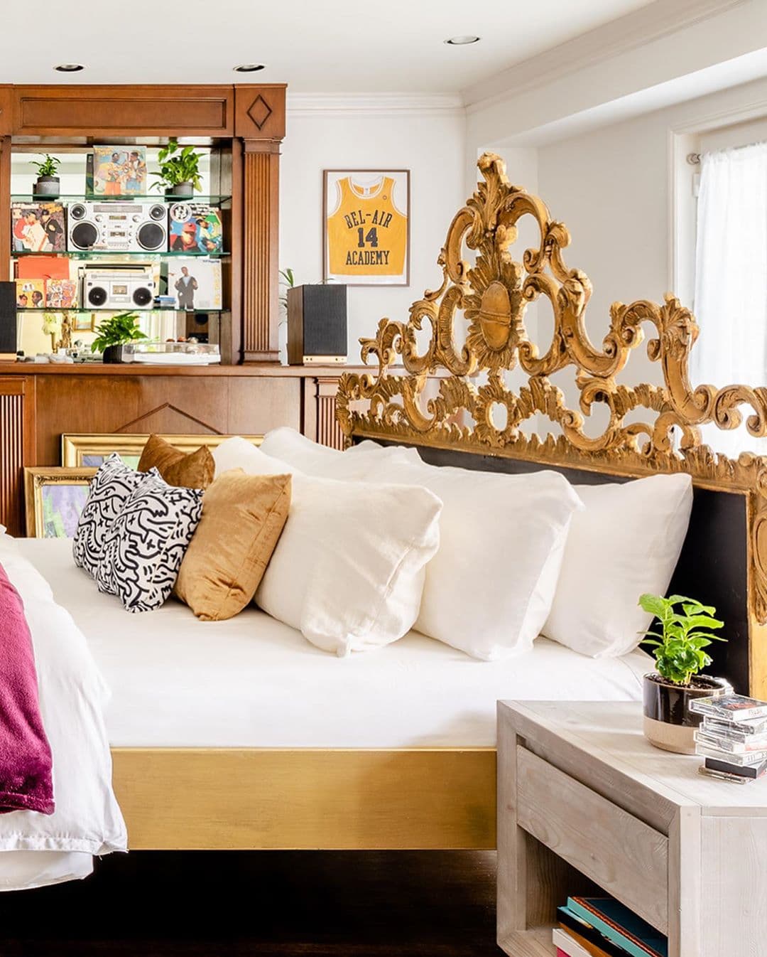 Así prometen regalar a los huéspedes una experiencia inolvidable señalando el lugar como “la residencia familiar es tan atractiva como cuando ‘El Príncipe del Rap’ la llamó su hogar”.
<br>