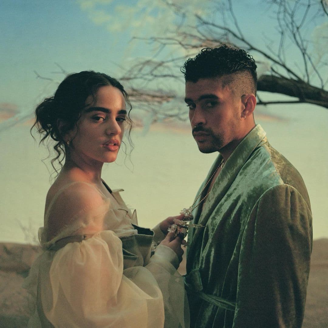 Y que siga sacando videos que dejan a todos sus fans sudando.