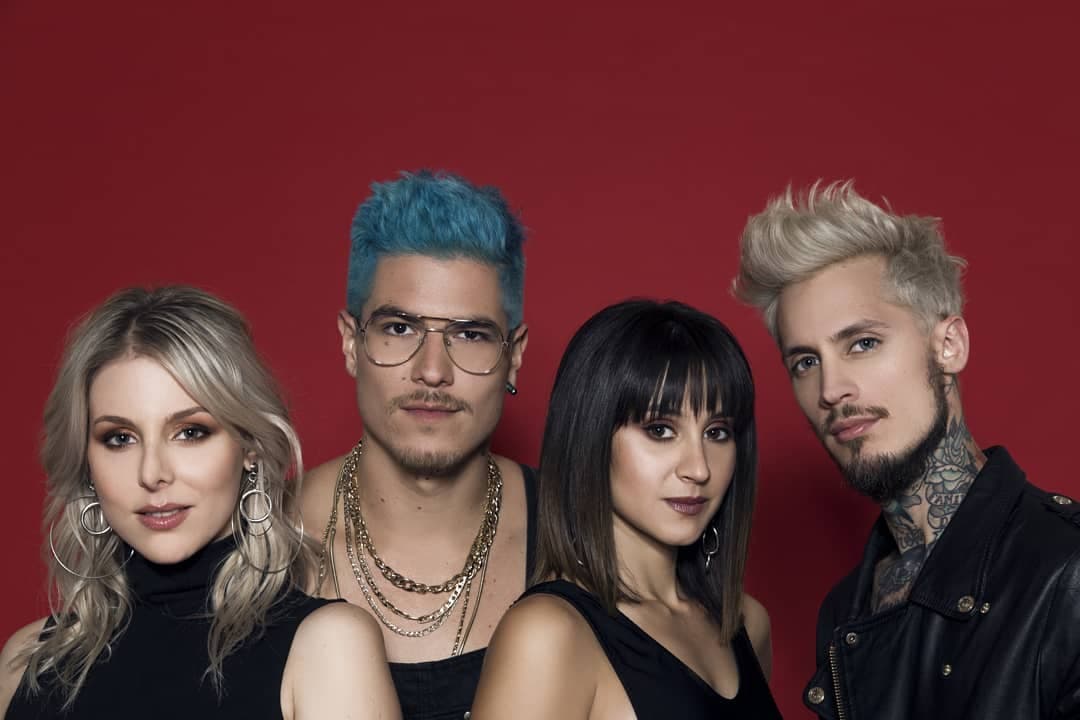 Kudai se separó en 2009, pero en 2018 volvieron a juntarse para lanzar un nuevo disco llamado "Laberinto", con el que dejaron ver que el tiempo había pasado, pues su físico había cambiado; los chicos mostraron más tatuajes, sus rostros lucían más refinados y dejaron los fleco emos atrás.