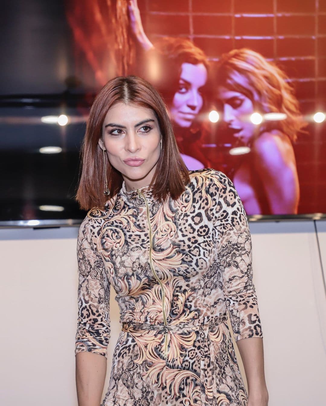 María León.